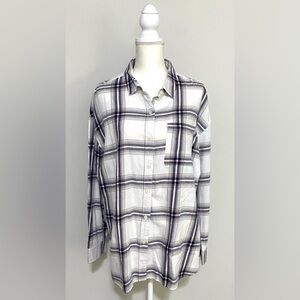 Old Navy Womens XL Tan/Cream Plaid Boyfriend Long Sleeve Button-Down Top Preppy